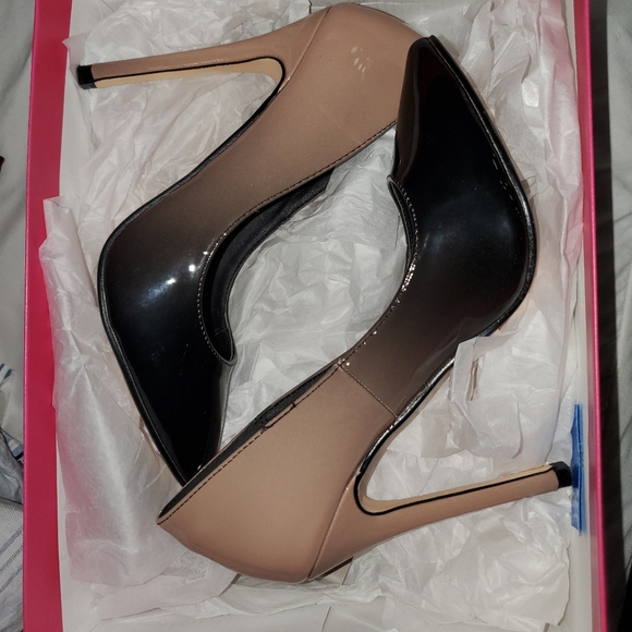 Shoe Dazzle Shoes - Ombre heels